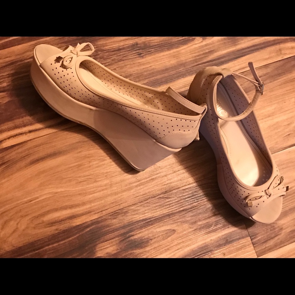 Platform wedges